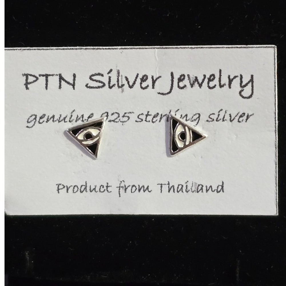 NEW sterling silver mini stud earrings white black eye pyramid thailand earrings